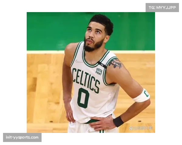 即时战报：尼克斯主场采用无限换防遏制凯尔特人，半场战成58平